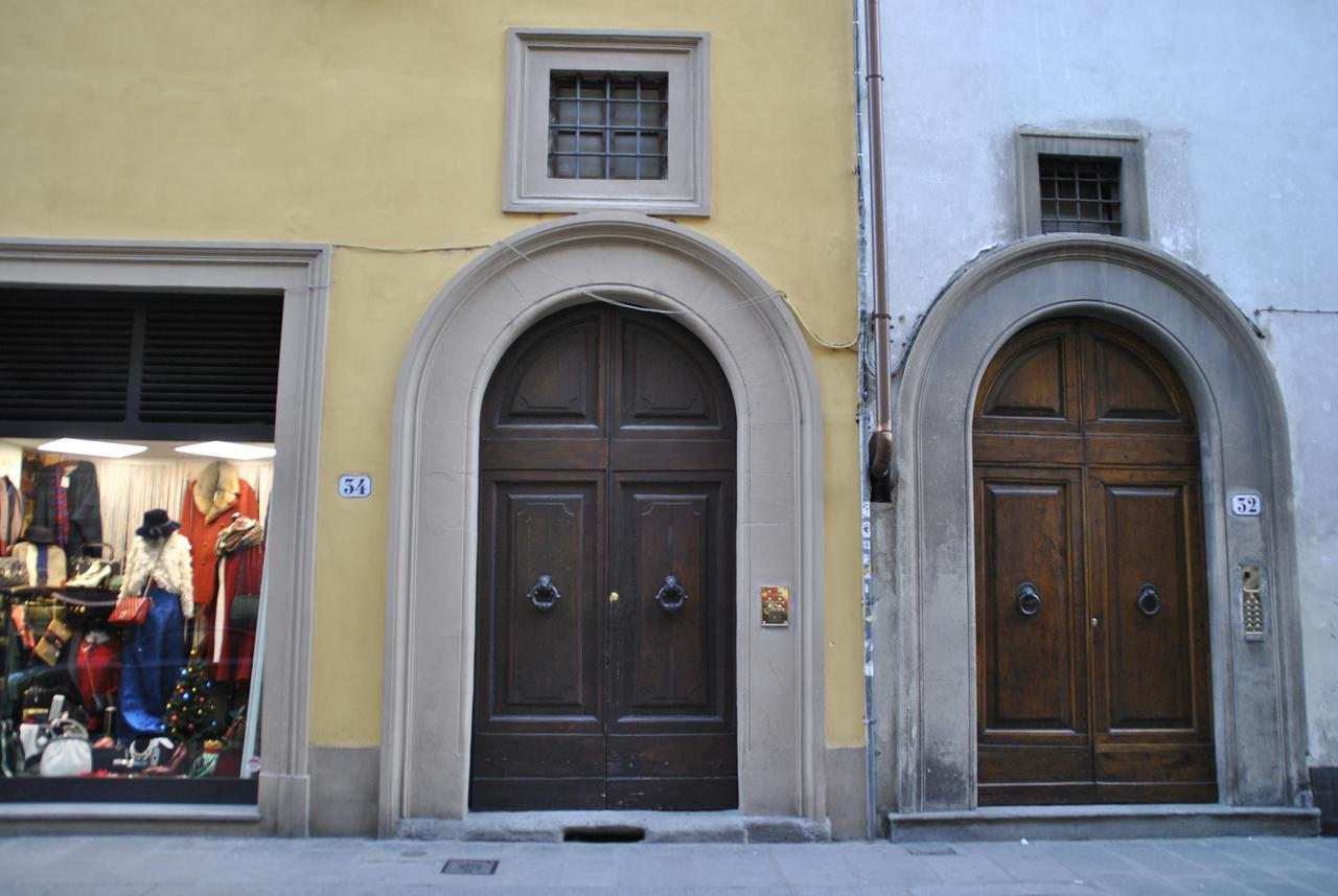 Firenze Rentals Suite Servi Bagian luar foto