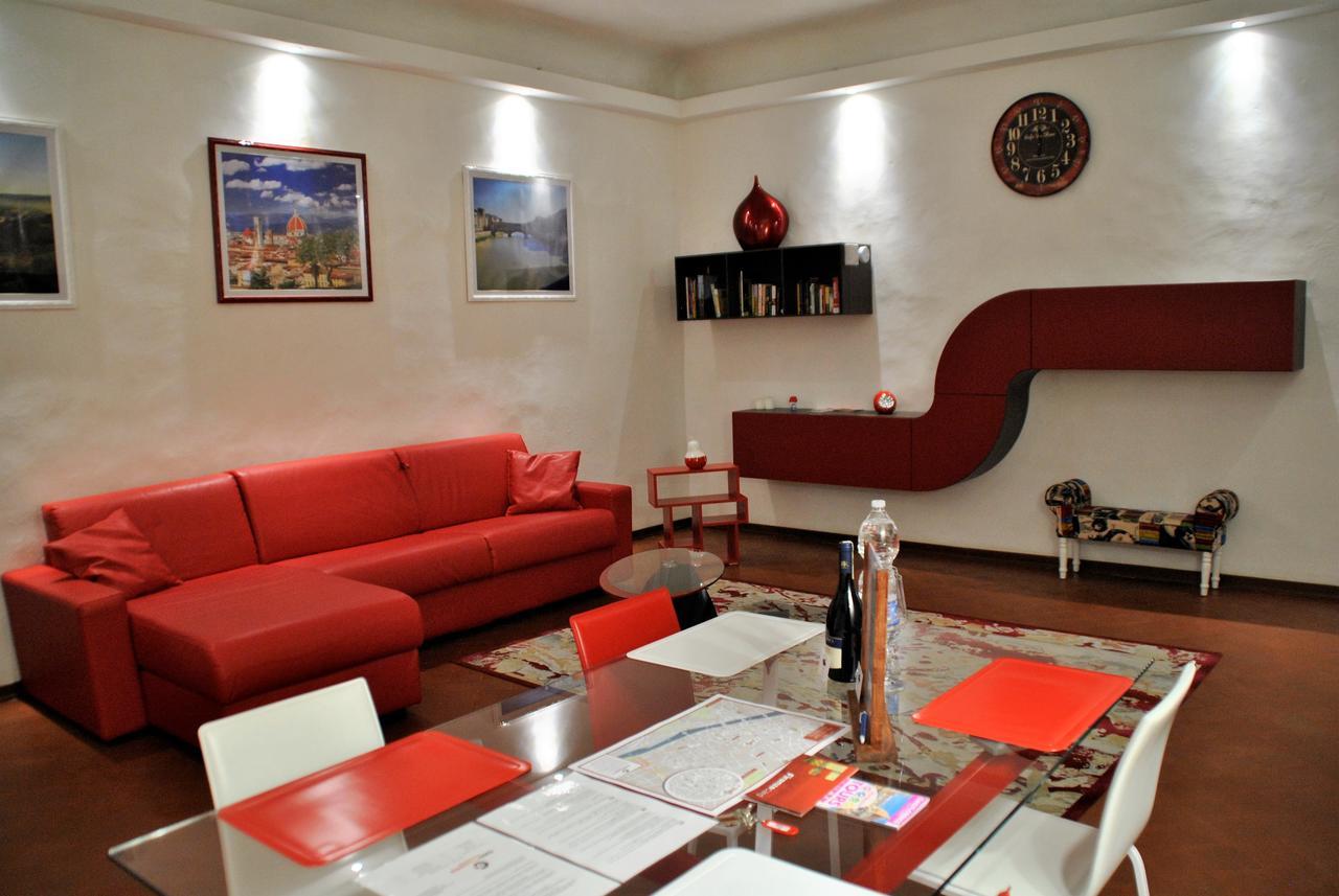 Firenze Rentals Suite Servi Bagian luar foto